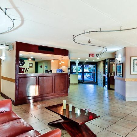 The View Inn & Suites Bethlehem / Allentown / Lehigh Airport Exterior photo